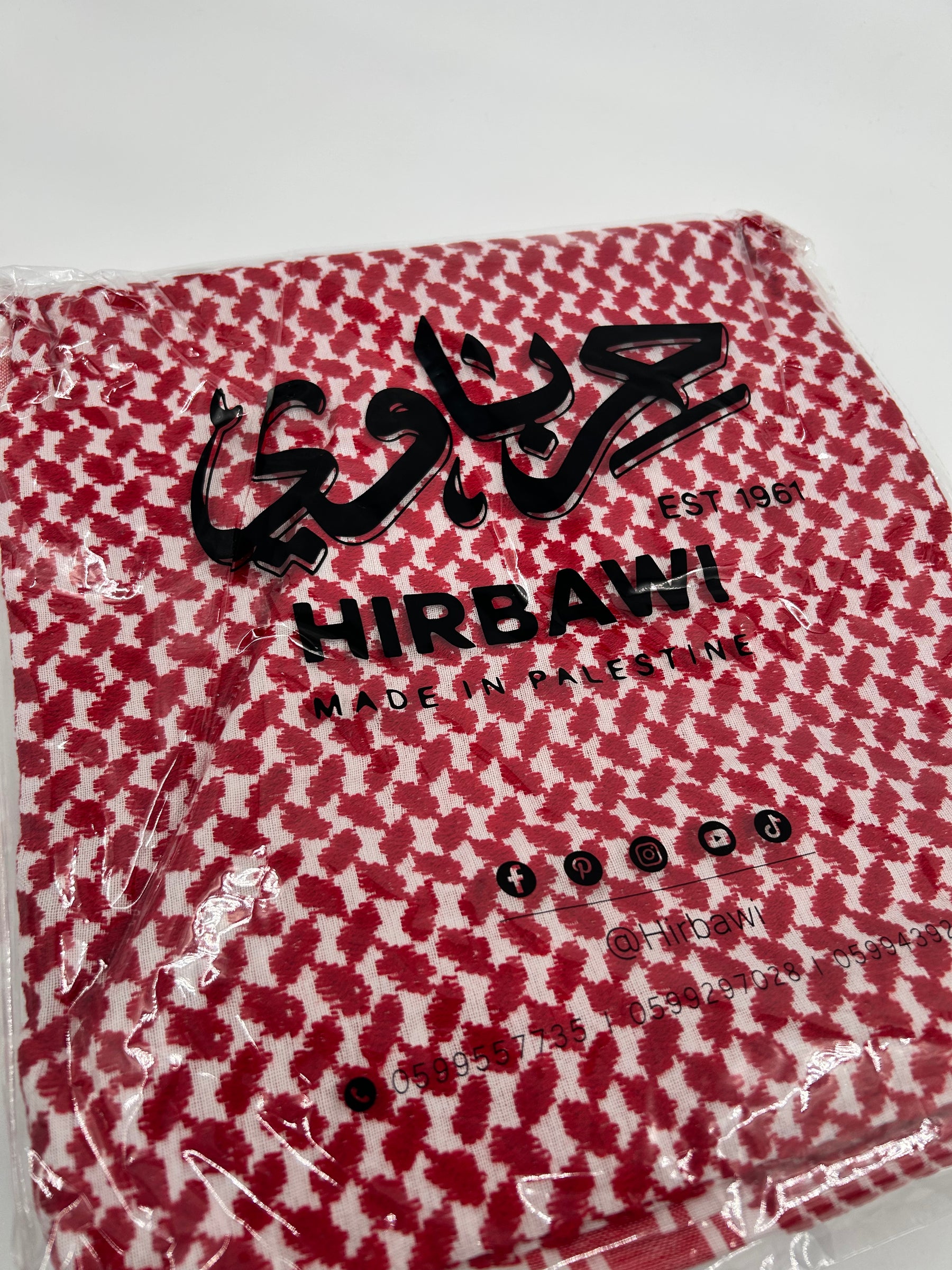 Authentic Hirbawi kuffiyeh - red/white