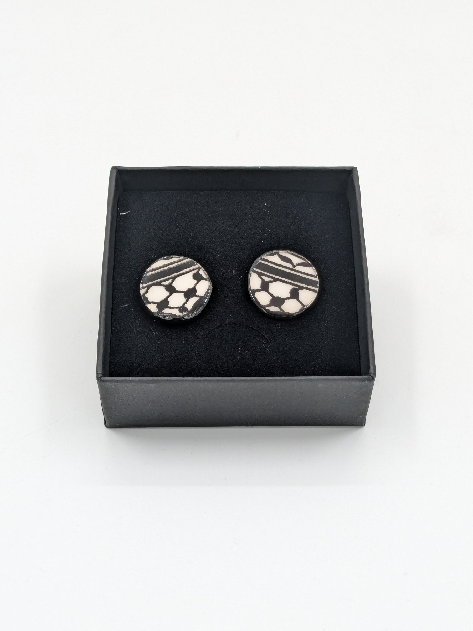 Handmade earrings, 19 mm