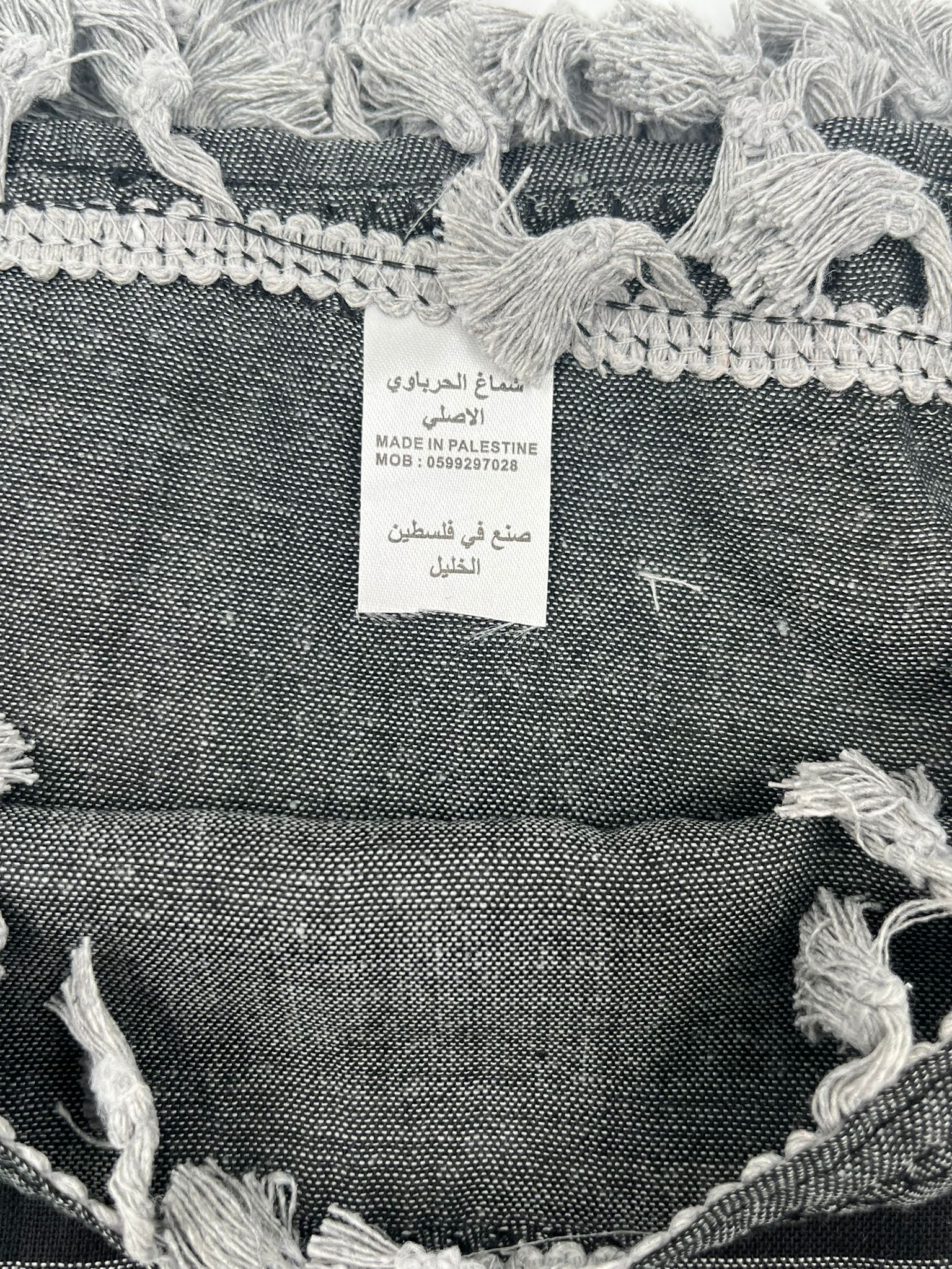 Hirbawi Kuffiyeh Grå og svart